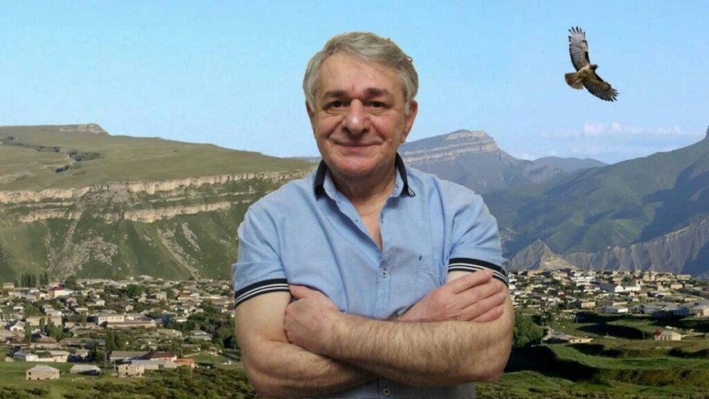 хасай алиев на фоне гор дагестана